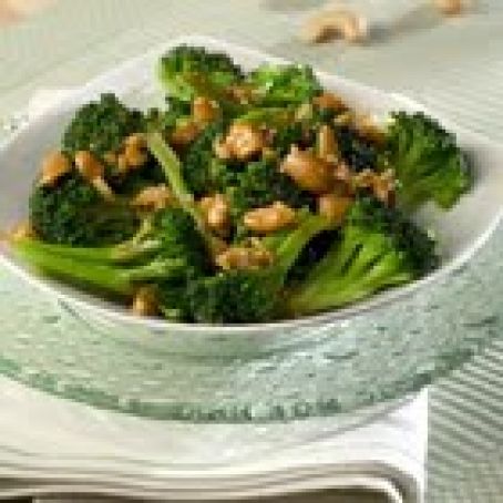 Broccoli with Garlic Butter and Cashews