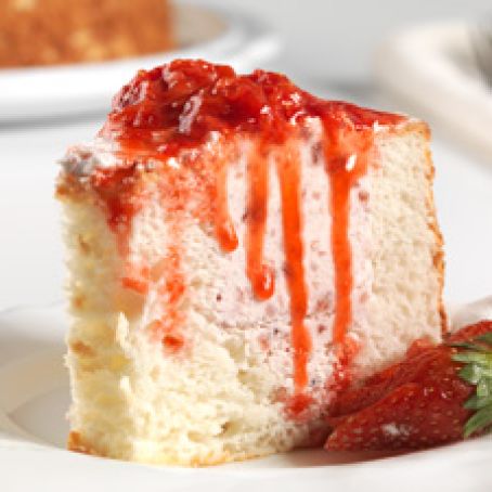 Strawberry-Filled Angel Food Cake