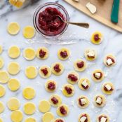 Cranberry Brie Bites from wellplated.com