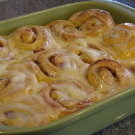 3-ingredient Cinnamon Rolls 