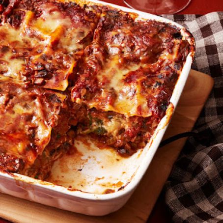 Spinach Lasagna With Mushroom Ragu