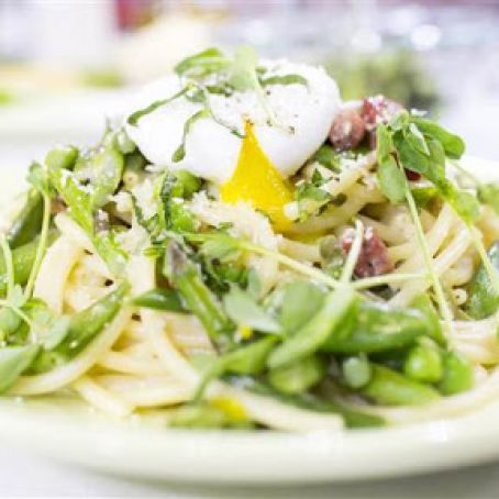Bucatini Carbonara Primavera
