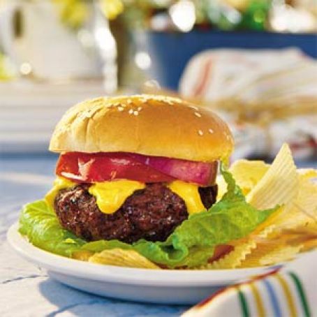 Spicy Cheddar-Stuffed Burgers