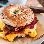 NEW YORK-STYLE BACON EGG AND CHEESE SANDWICH