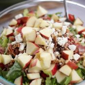 Clusters of Carlyn: Bacon, Apple Raspberry Vinaigrette Salad!