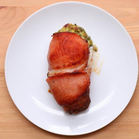 Bacon-Wrapped, Guacamole-Stuffed Chicken