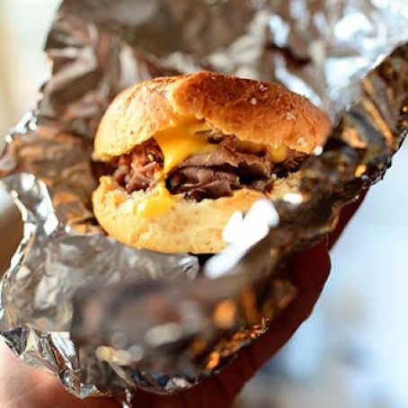 Hot Roast Beef Sandwiches