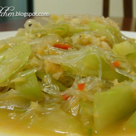 VEGGIE - Stir-fried Japanese Cucumber With Glass Noodle