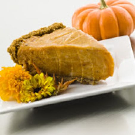 Pumpkin Pie with Gingersnap Crust