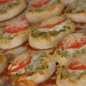 Mini Pesto Pizzas