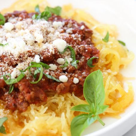 ONE-POT SPAGHETTI SQUASH AND MEAT SAUCE