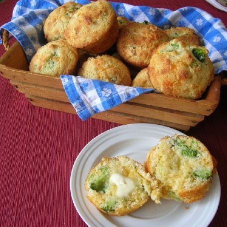 Broccoli Cornbread Muffins Recipe | Yummly