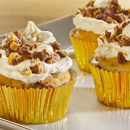 Peanut Butter Cup Crumble Cupcakes Recipe