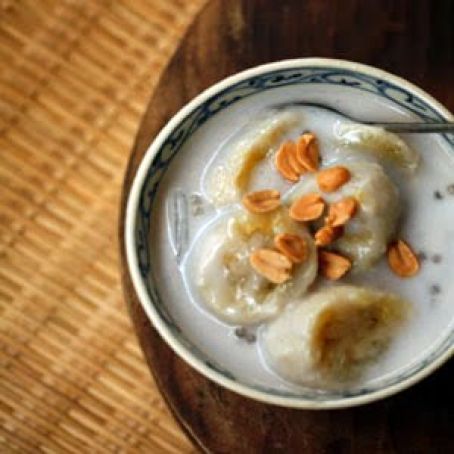 Banana, Coconut, and Tapioca Pearl Soup*