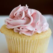 Cupcakes: Strawberry Lemonade Cupcakes