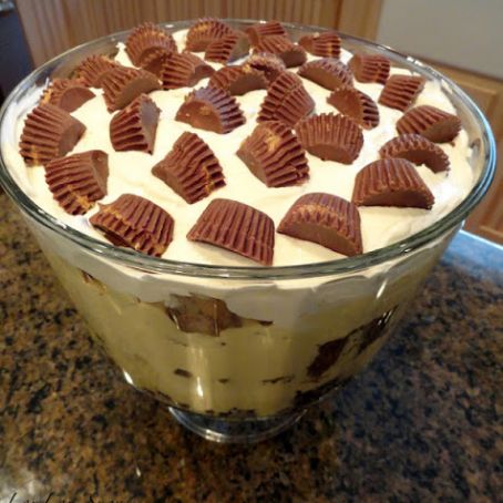 Peanut Butter Brownie Trifle - Heaven in a Bowl!