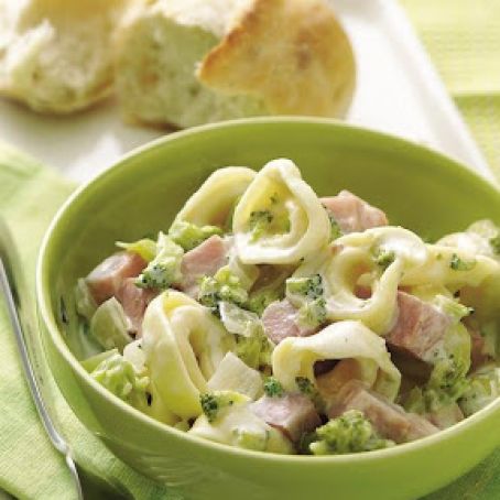 Creamy Ham and Tortellini