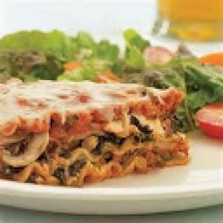 Lasagne, sausage and spinach