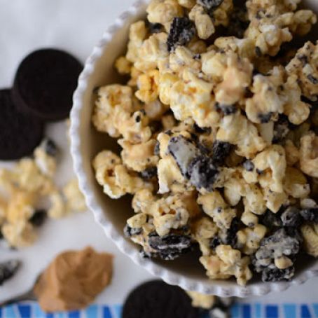 Oreo Peanut Butter Popcorn