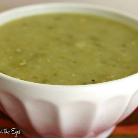 Easy Tomatillo Salsa Verde (Green Salsa)
