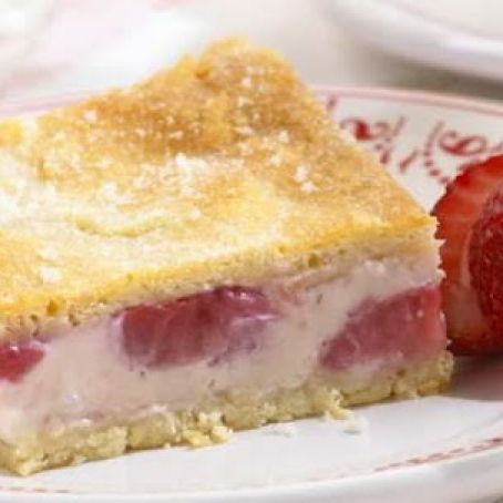 Strawberry Coffee Cake Squares