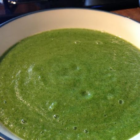 Broccoli-ginger detox soup (P1/P2)