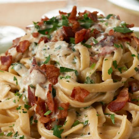 Fettuccine Alfredo with Pancetta