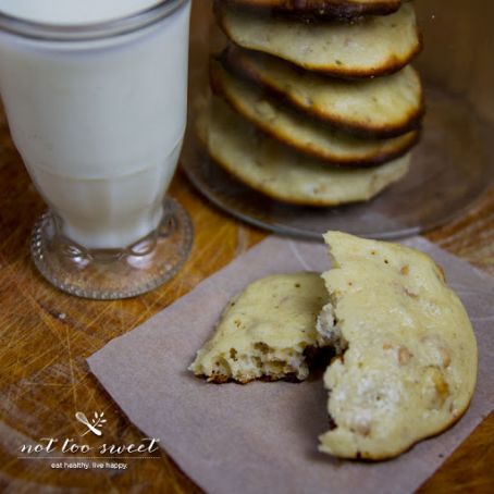 Low Carb Powerhouse Peanut Butter and Walnut Biscuits