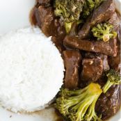 Easy Slow Cooker Beef and Broccoli