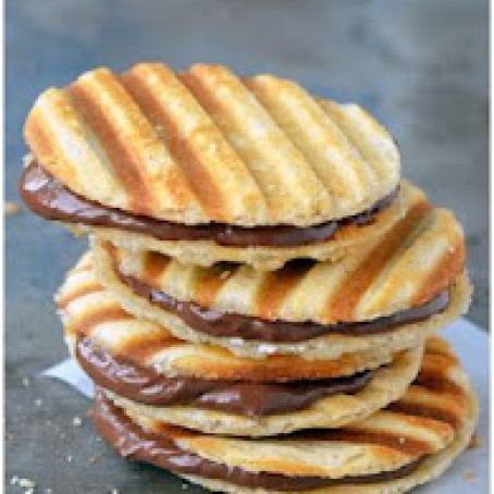 Nutella Waffle Sandwich Cookies
