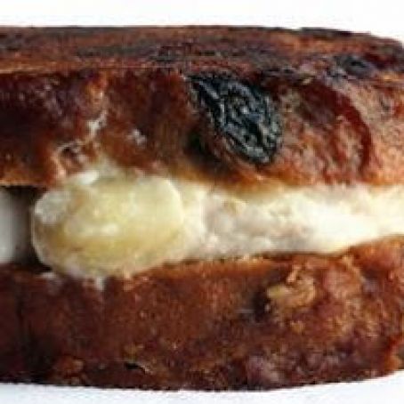 Banana and Fromage Blanc Grilled Cheese