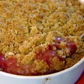 Peach Raspberry Crumble
