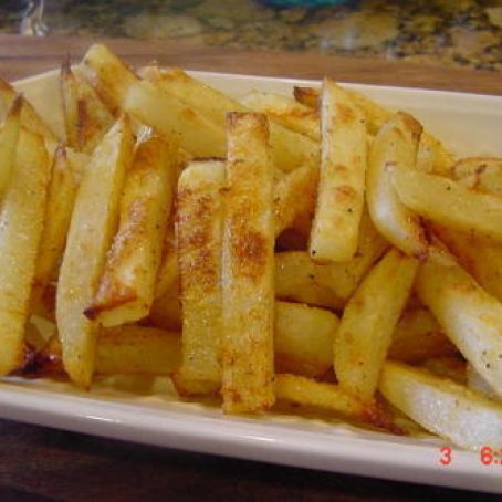 BEST OVEN BAKED FRIES AND POTATO WEDGES