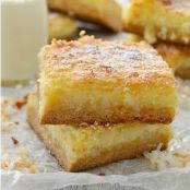 Coconut Cream Pie Gooey Bars