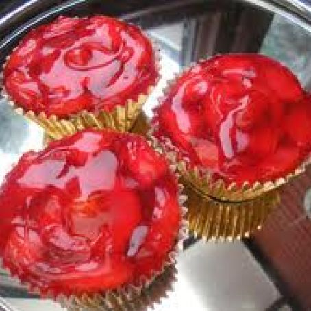 Lizzie's Strawberry Cupcakes