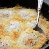 Baked Eggs with Onion and Cheese