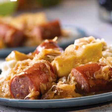 Kielbasa, Slow Cooker Recipe with Apples, Onions and Sauerkraut