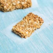 bars - Crispy Gluten-Free Granola Bars with Quinoa