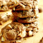 Potatoe chip cookies and reeses peanut butter cup