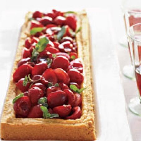 Cherry-Mascarpone Cheese Tart