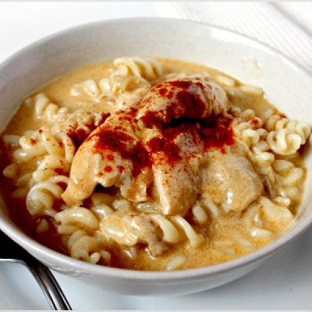 Chicken with Heavenly Paprika and Cream Sauce