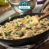 Simple Chicken Florentine Alfredo with Fettuccine