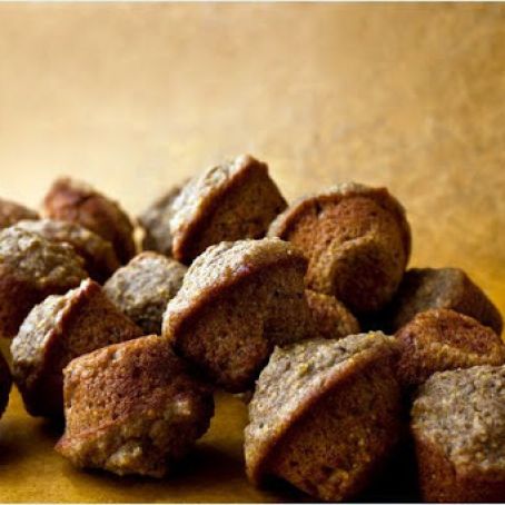 RYE & CORNMEAL MUFFINS w/CARAWAY