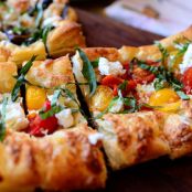 Puffed Pastry Pizza - Pioneer Woman