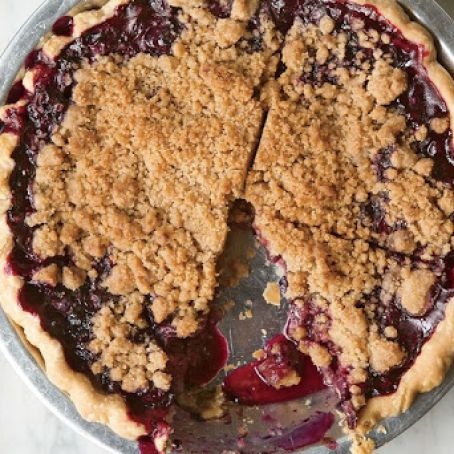 Blueberry Crumble Pie