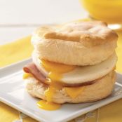 Breakfast Biscuit ‘n’ Eggs Sandwich
