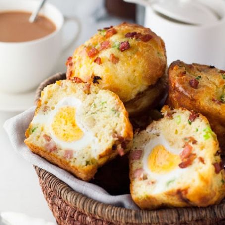 Bacon & Egg Breakfast Muffins