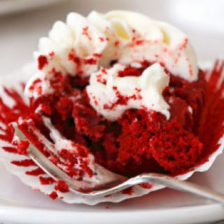 Red Velvet Cookie Cheesecake Cups