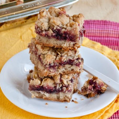 Mom’s Old World Raspberry Bars