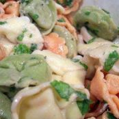 Tortellini in Herb-garlic dressing